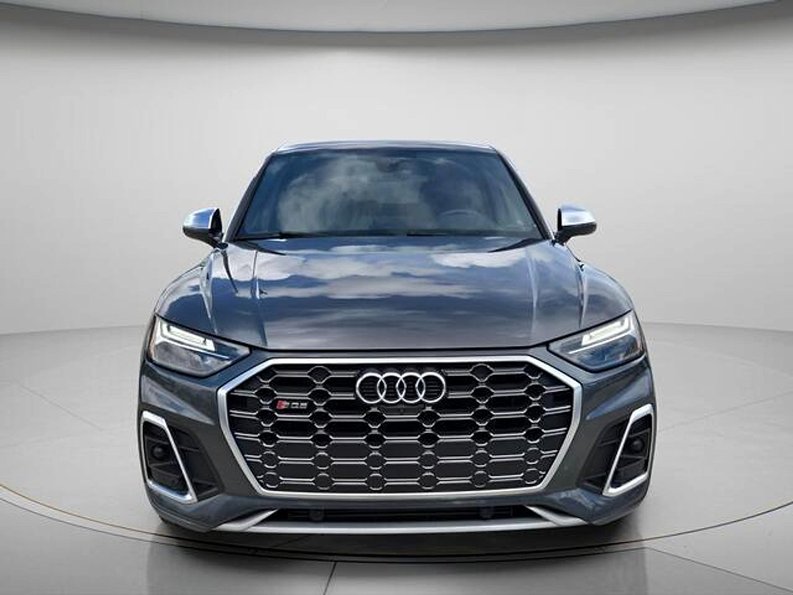Used 2023 Audi SQ5 Premium Plus w/ Premium Plus Package AWD/4WD image 4