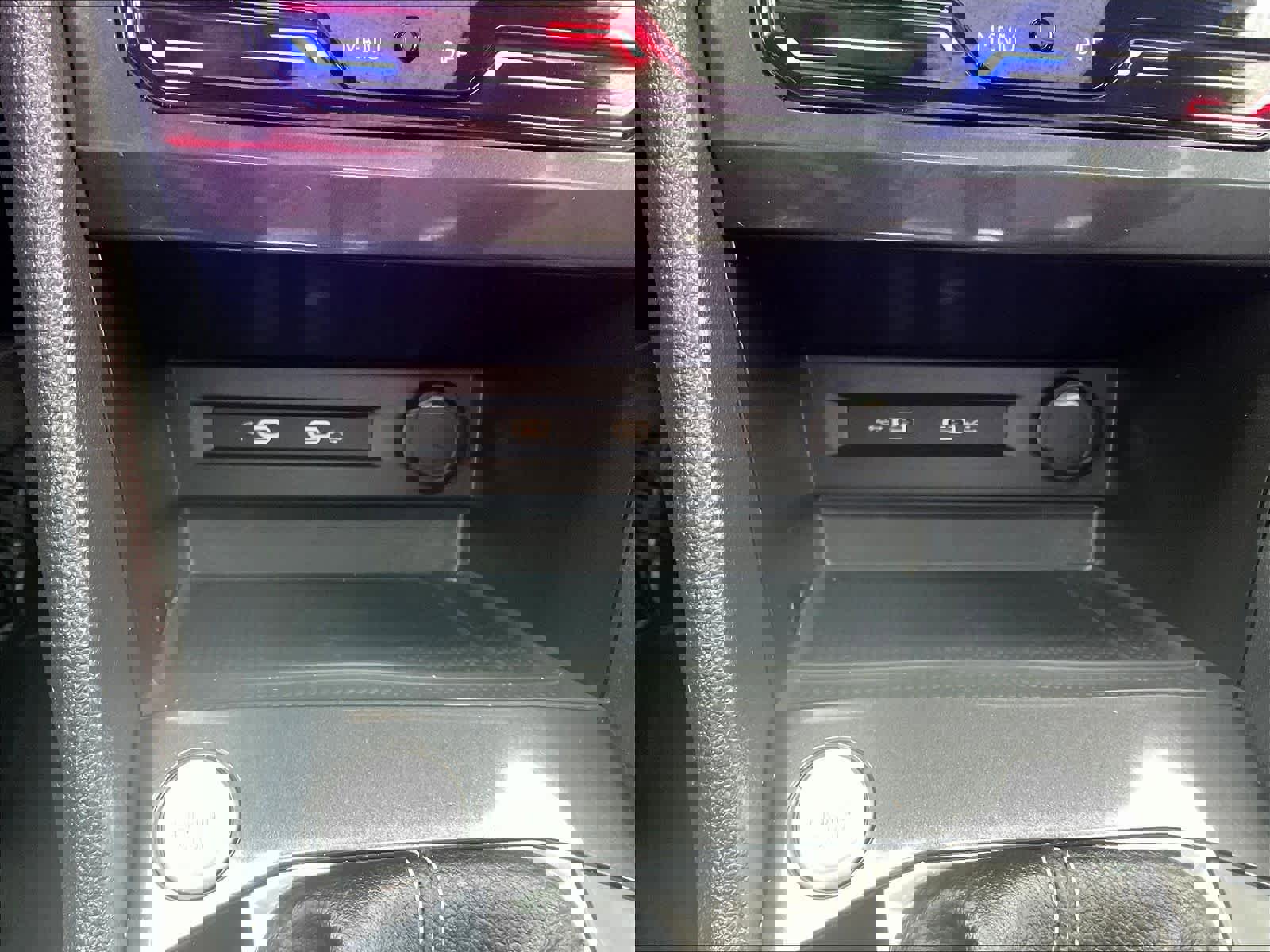 Certified 2023 Volkswagen Tiguan SE R-Line image 26