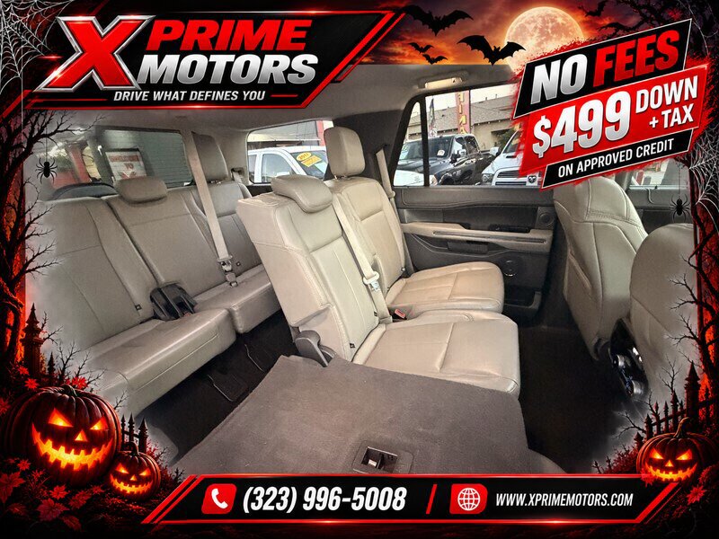 Used 2019 Ford Expedition XLT w/ Equipment Group 202A AWD/4WD image 36