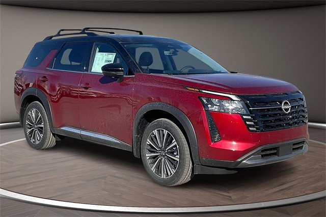 New 2026 Nissan Pathfinder Platinum image 2