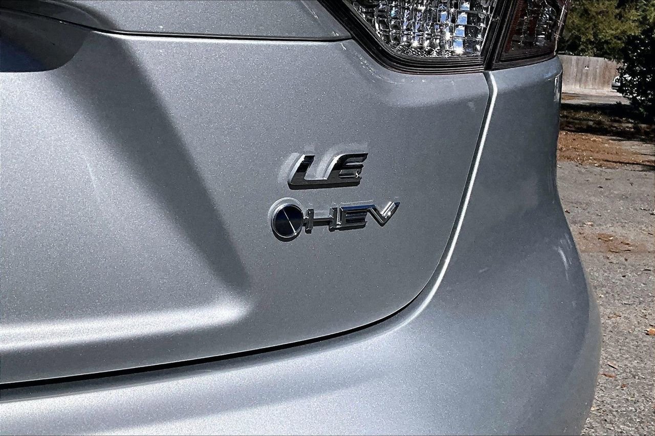 Used 2025 Toyota Corolla LE image 21