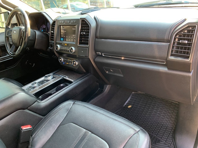 Used 2019 Ford Expedition Limited w/ Equipment Group 302A AWD/4WD image 11