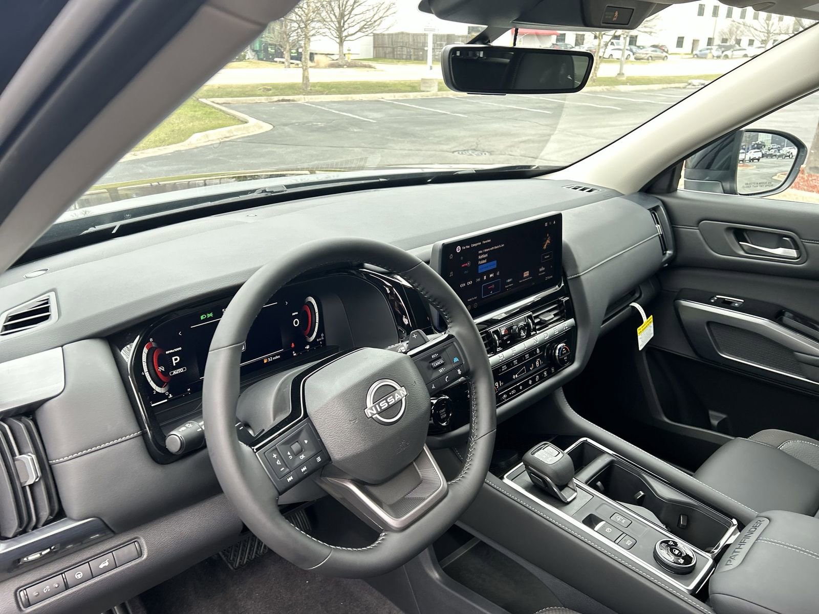 New 2026 Nissan Pathfinder SL AWD/4WD image 2