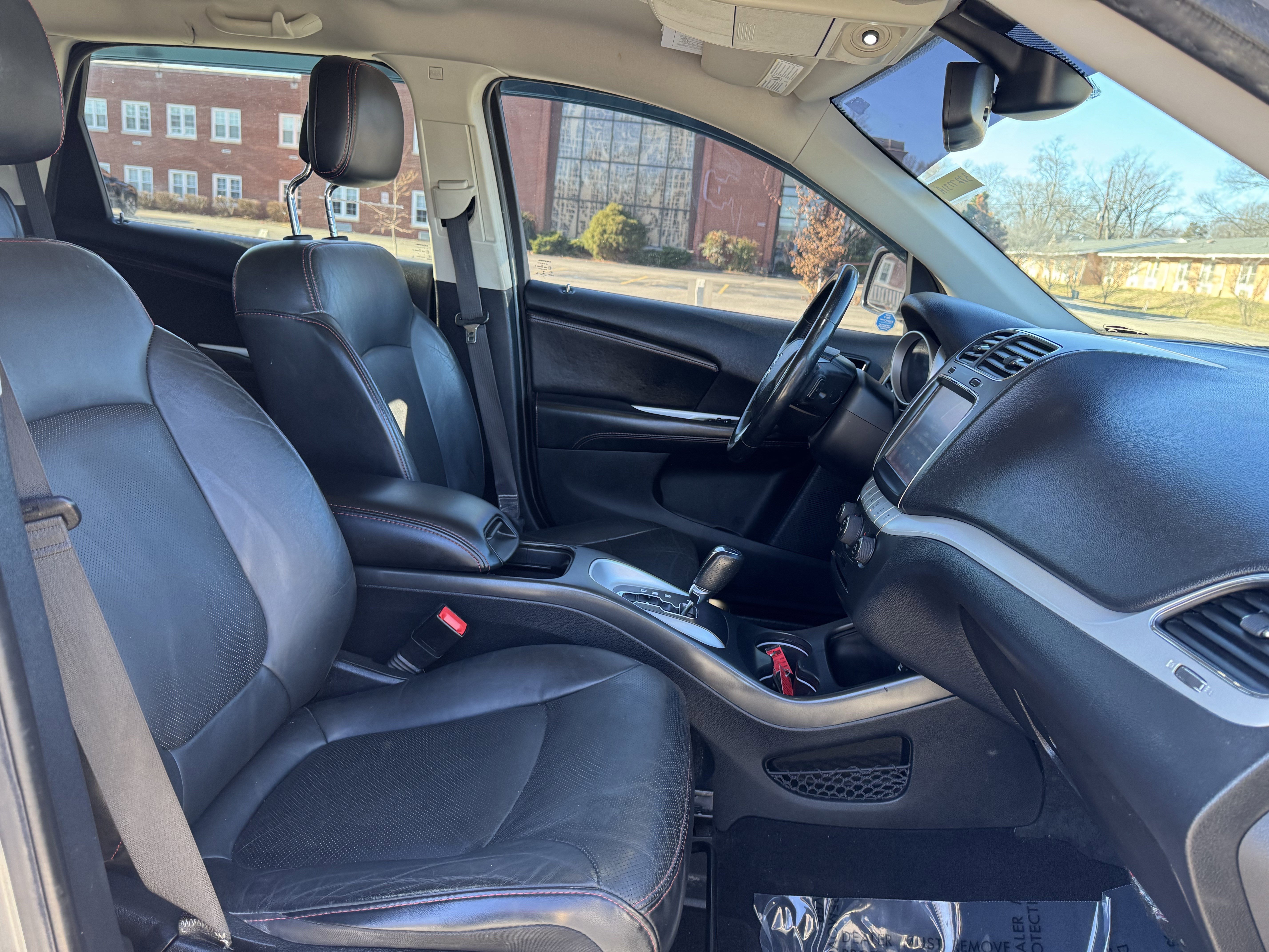 Used 2019 Dodge Journey GT image 38