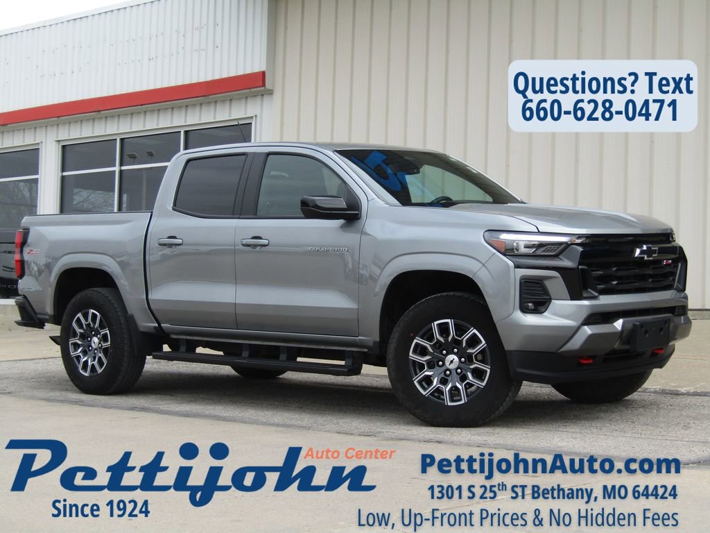 Used 2024 Chevrolet Colorado Z71 w/ Z71 Convenience Package 2