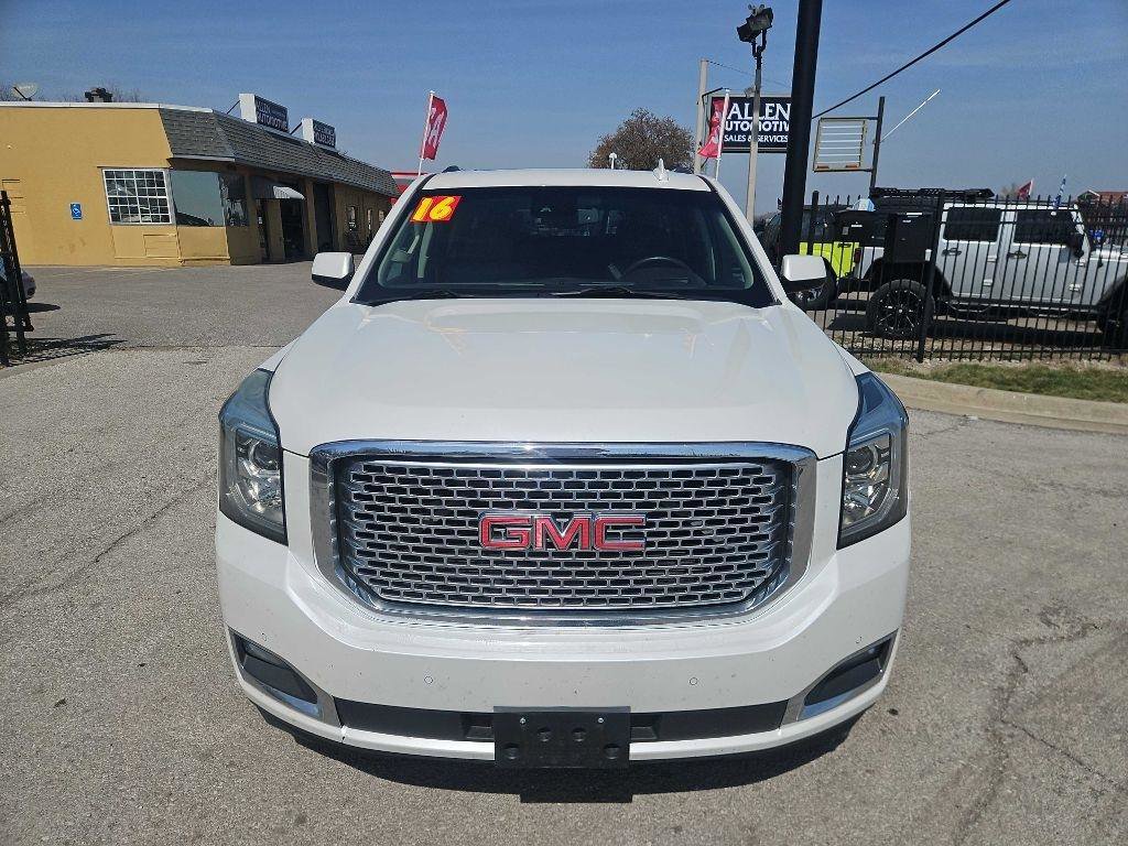 Used 2016 GMC Yukon XL Denali w/ Open Road Package AWD/4WD image 8