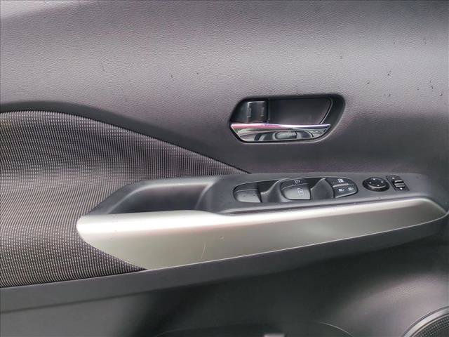 Used 2020 Nissan Kicks SV FWD image 11