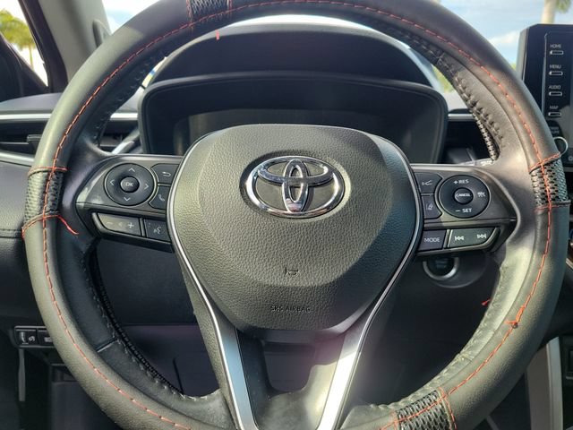 Used 2022 Toyota Corolla Cross LE w/ Moonroof Package FWD image 19