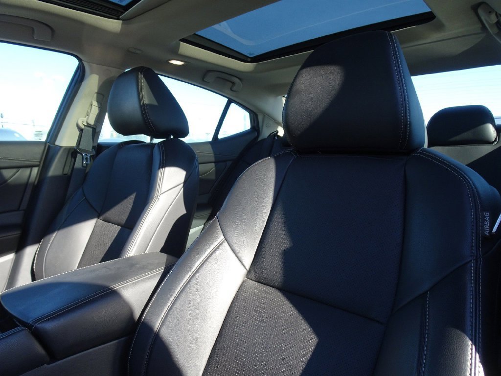 Used 2019 Nissan Maxima 3.5 SL w/ Floor Mat Group FWD image 11