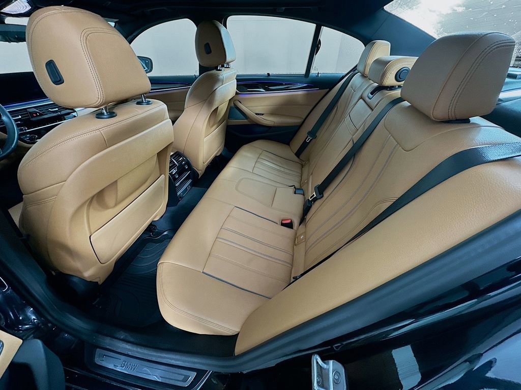 Used 2023 BMW 530i xDrive w/ Executive Package image 32