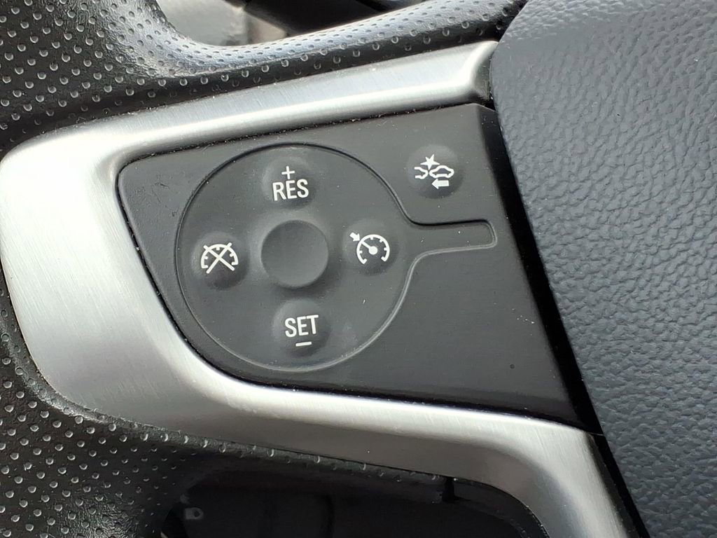 Used 2024 GMC Terrain SLE FWD image 22