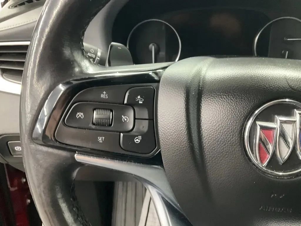 Used 2024 Buick Enclave Premium image 19