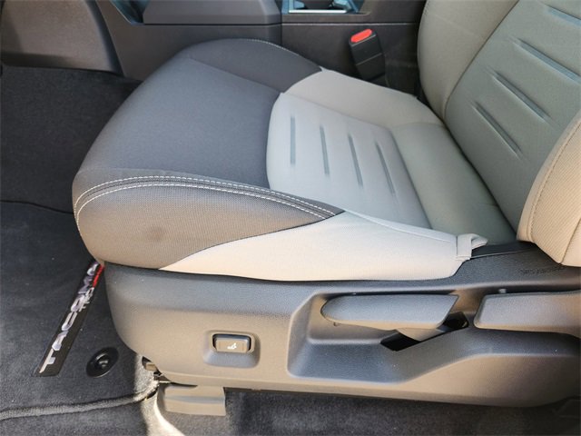 New 2025 Toyota Tacoma TRD Off-Road image 17