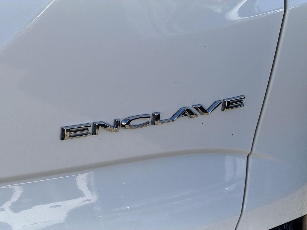 Used 2018 Buick Enclave Premium w/ LPO, Cargo Package FWD image 31
