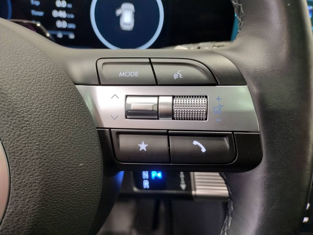 Certified 2025 Hyundai Tucson Limited image 35