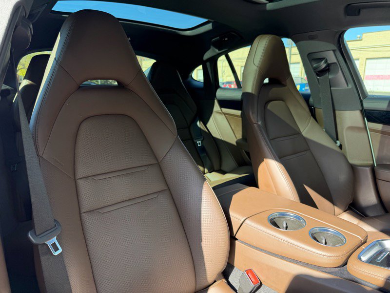 Used 2021 Porsche Panamera 4 w/ Premium Package image 24