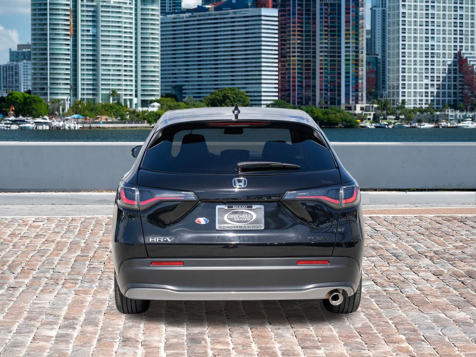 Certified 2025 Honda HR-V Sport image 7