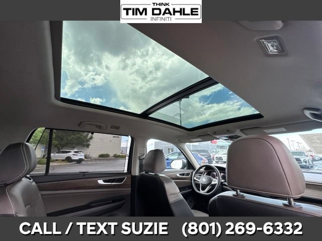 Used 2025 Volkswagen Atlas SEL AWD/4WD image 23