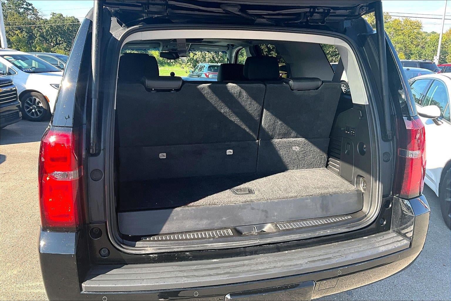 Used 2018 Chevrolet Tahoe Premier AWD/4WD image 4