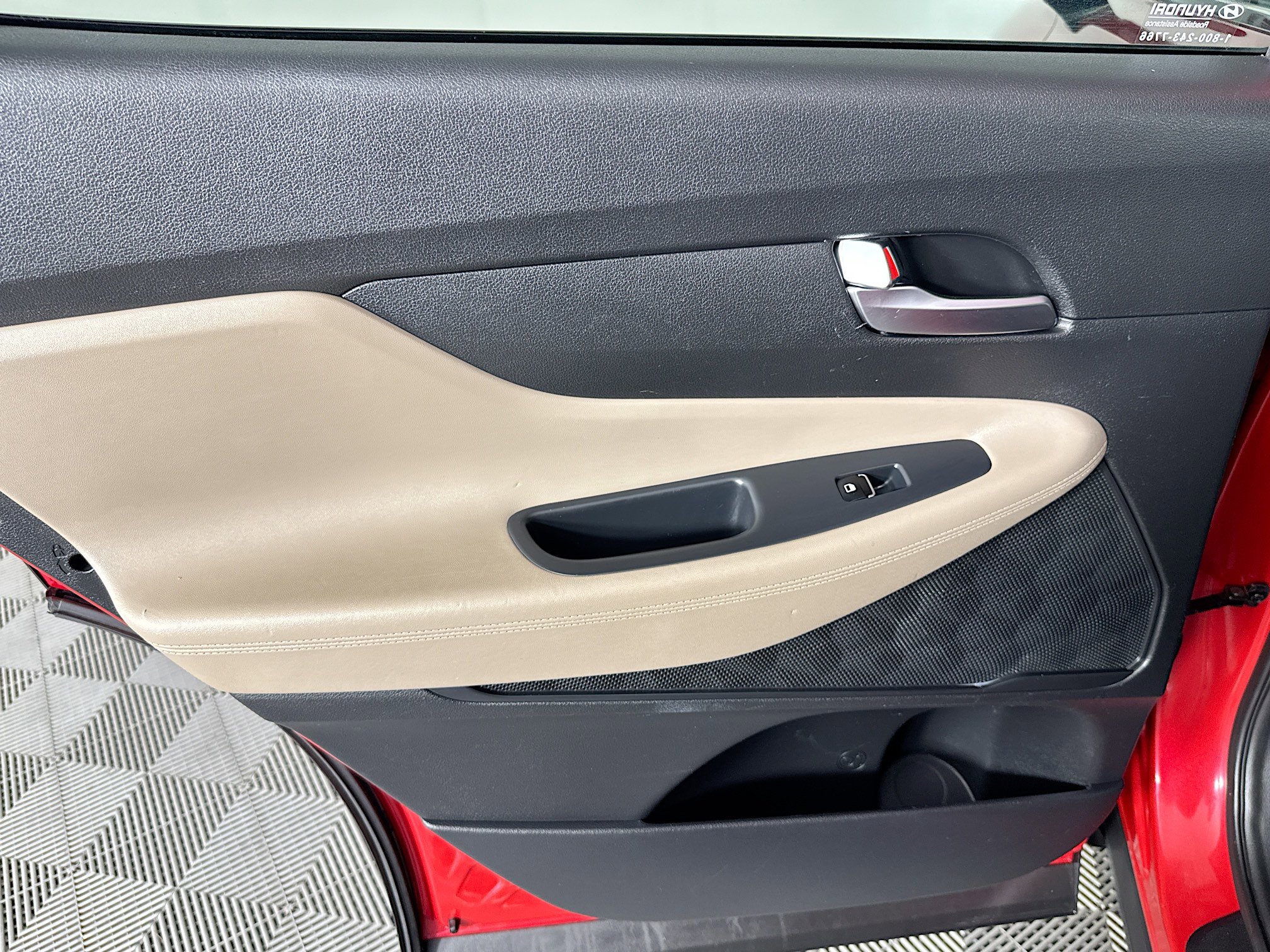 Used 2020 Hyundai Santa Fe SE image 24