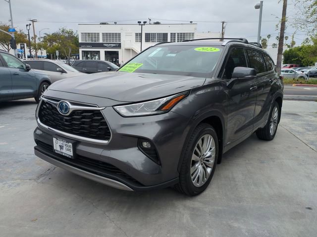 Used 2022 Toyota Highlander Platinum image 7