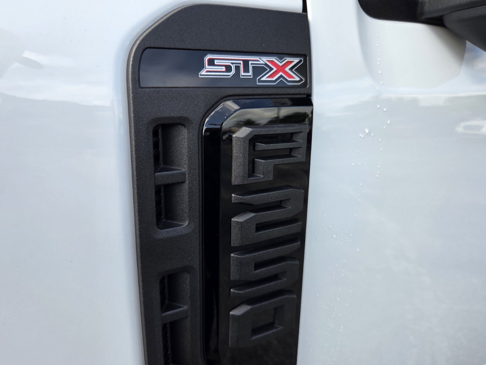 Used 2024 Ford F250 XL w/ STX Appearance Package AWD/4WD image 18