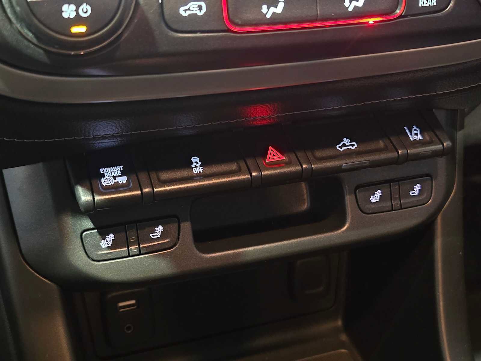 Used 2016 GMC Canyon SLT w/ Driver Alert Package image 32