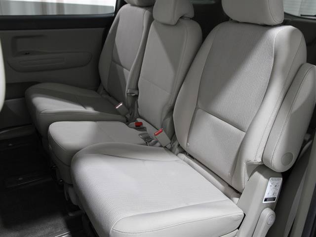 Used 2021 Kia Sedona LX image 16