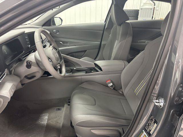 New 2026 Hyundai Elantra Sport FWD image 6