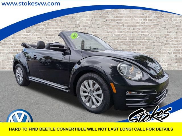 Used 2019 Volkswagen Beetle 2.0T S FWD image 1