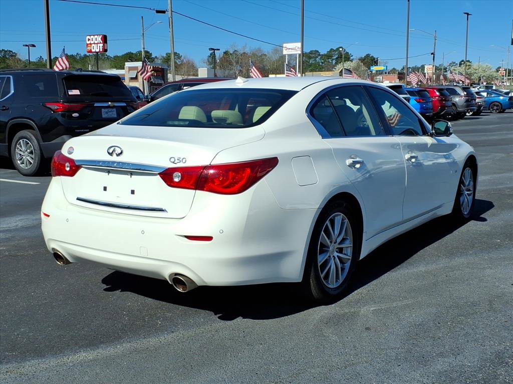 Used 2014 INFINITI Q50 Premium w/ Deluxe Touring Package image 18