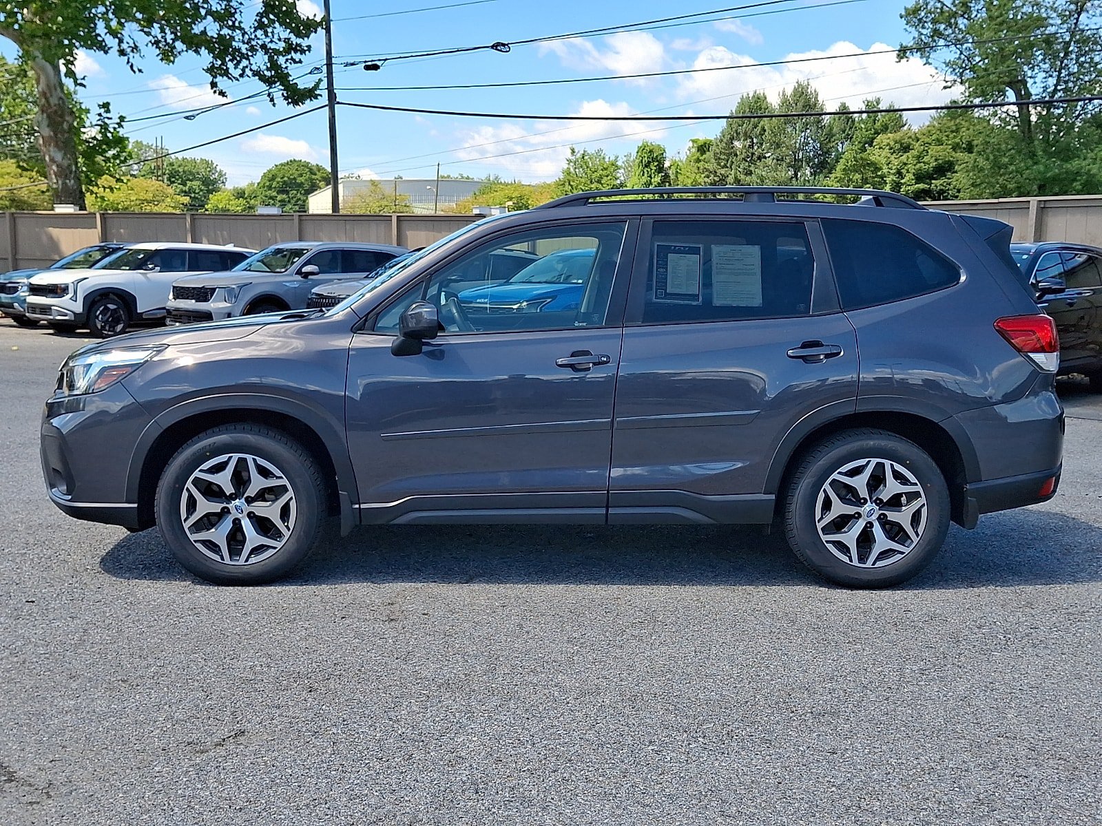 Used 2020 Subaru Forester Premium AWD/4WD image 8