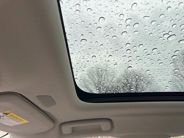 Used 2022 Volvo S90 B6 Inscription image 21