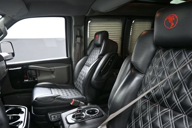 Used 2025 Chevrolet Express 2500 Extended w/ Driver Convenience Package RWD image 16