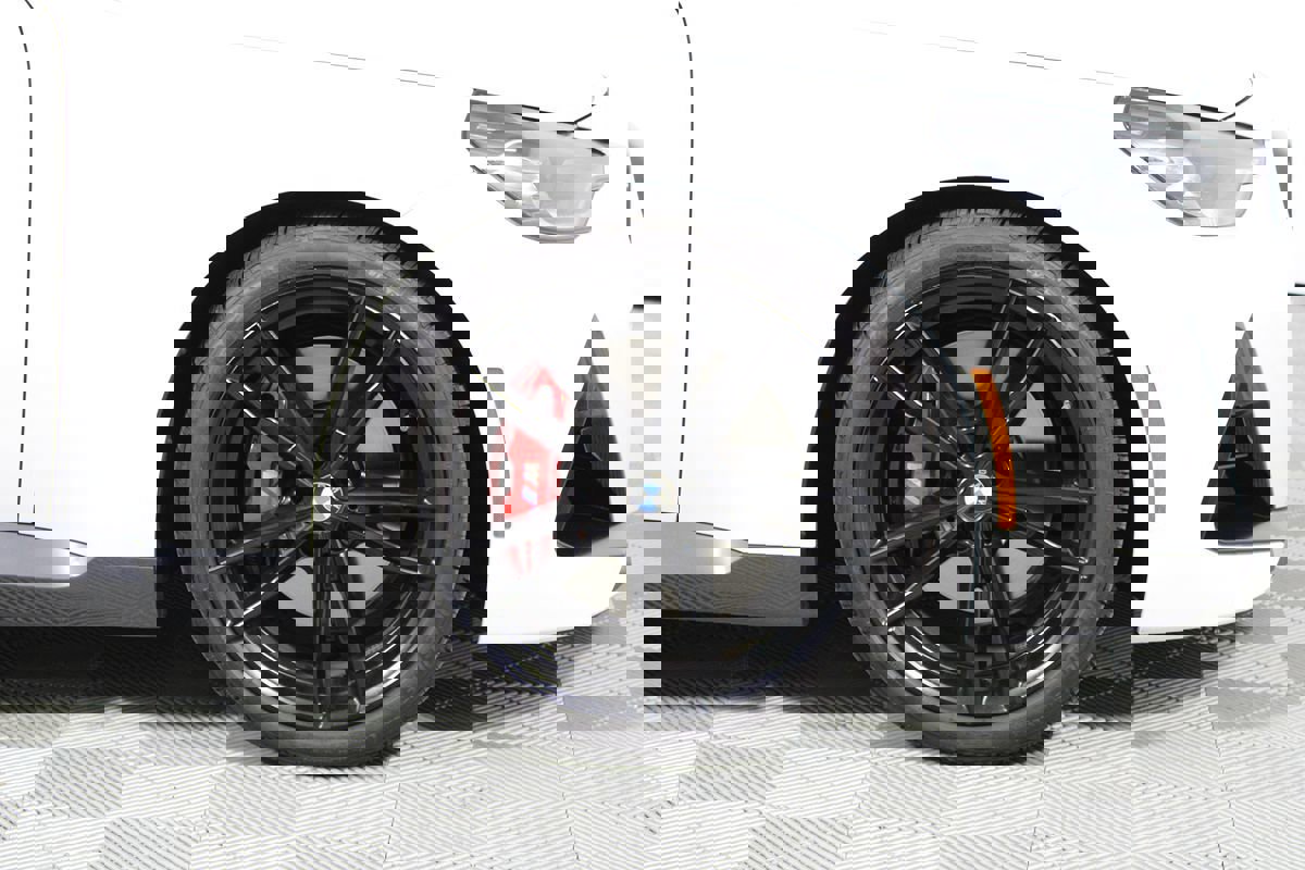 Used 2022 BMW 230i Coupe w/ Premium Package 2 image 19