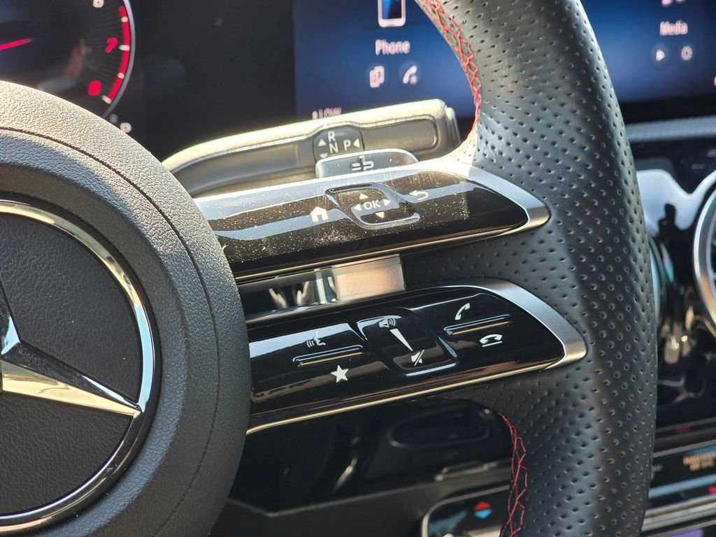 Used 2024 Mercedes-Benz CLA 250 4MATIC w/ AMG Night Package image 34