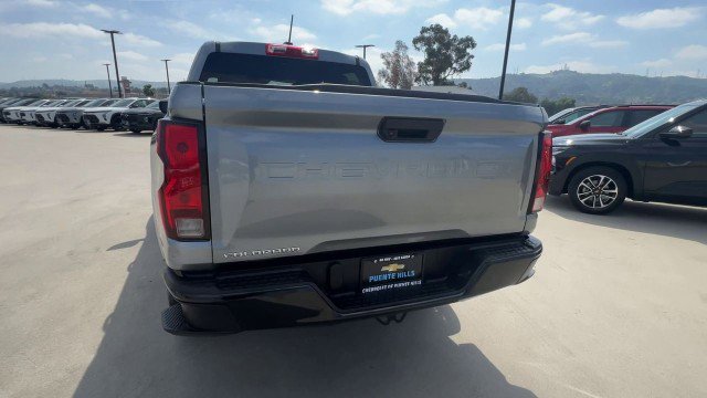 Used 2024 Chevrolet Colorado W/T image 7