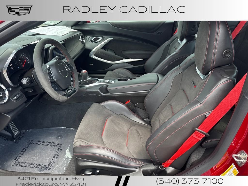 Used 2021 Chevrolet Camaro ZL1 RWD image 2