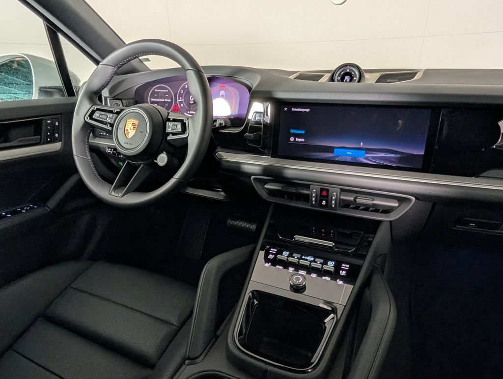 New 2026 Porsche Cayenne AWD/4WD image 22