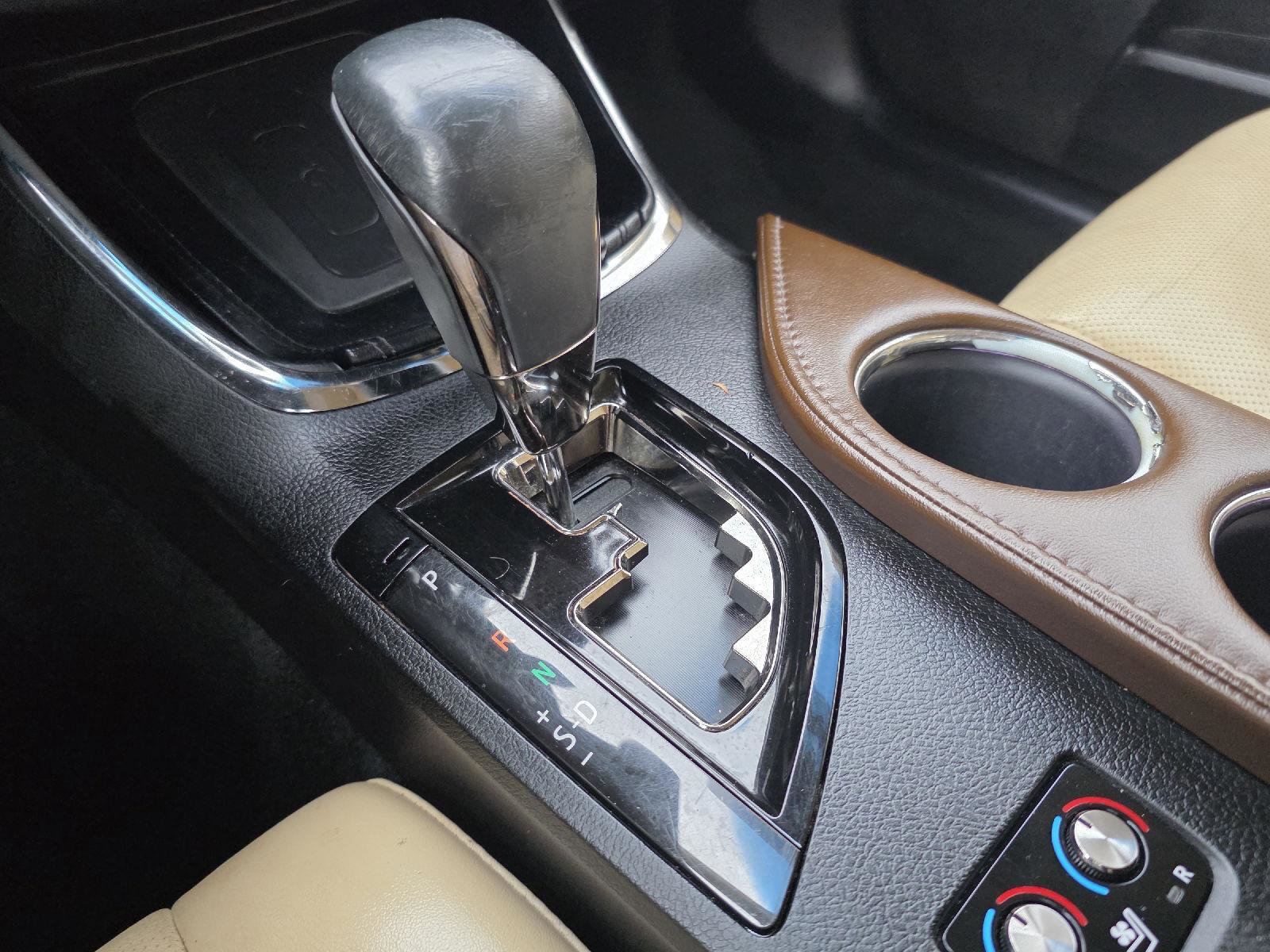 Used 2018 Toyota Avalon Limited FWD image 18