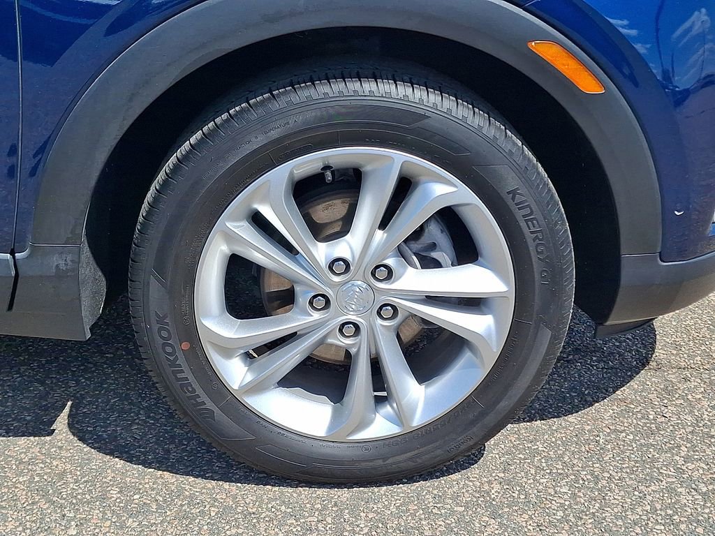 Used 2023 Buick Encore GX Preferred w/ Cold Weather Comfort Package FWD image 11