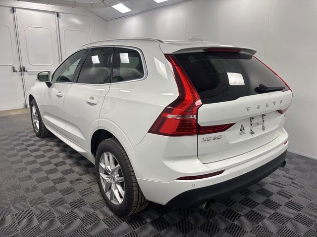 Used 2021 Volvo XC60 T5 Momentum image 4