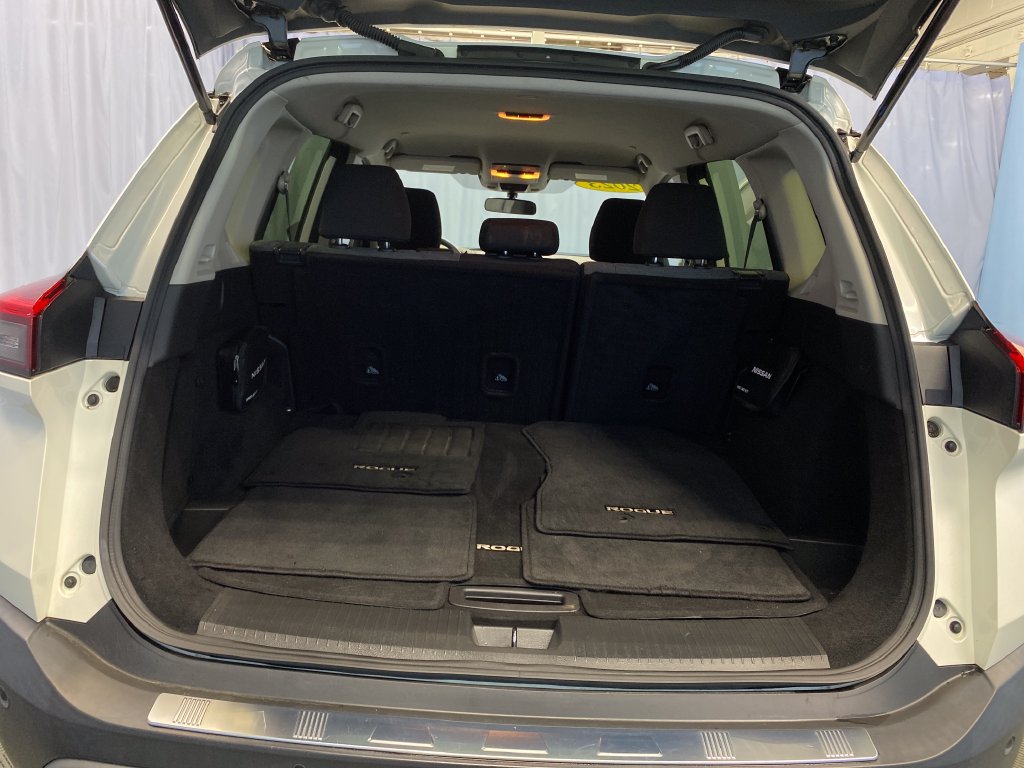 Used 2023 Nissan Rogue SV AWD/4WD image 30