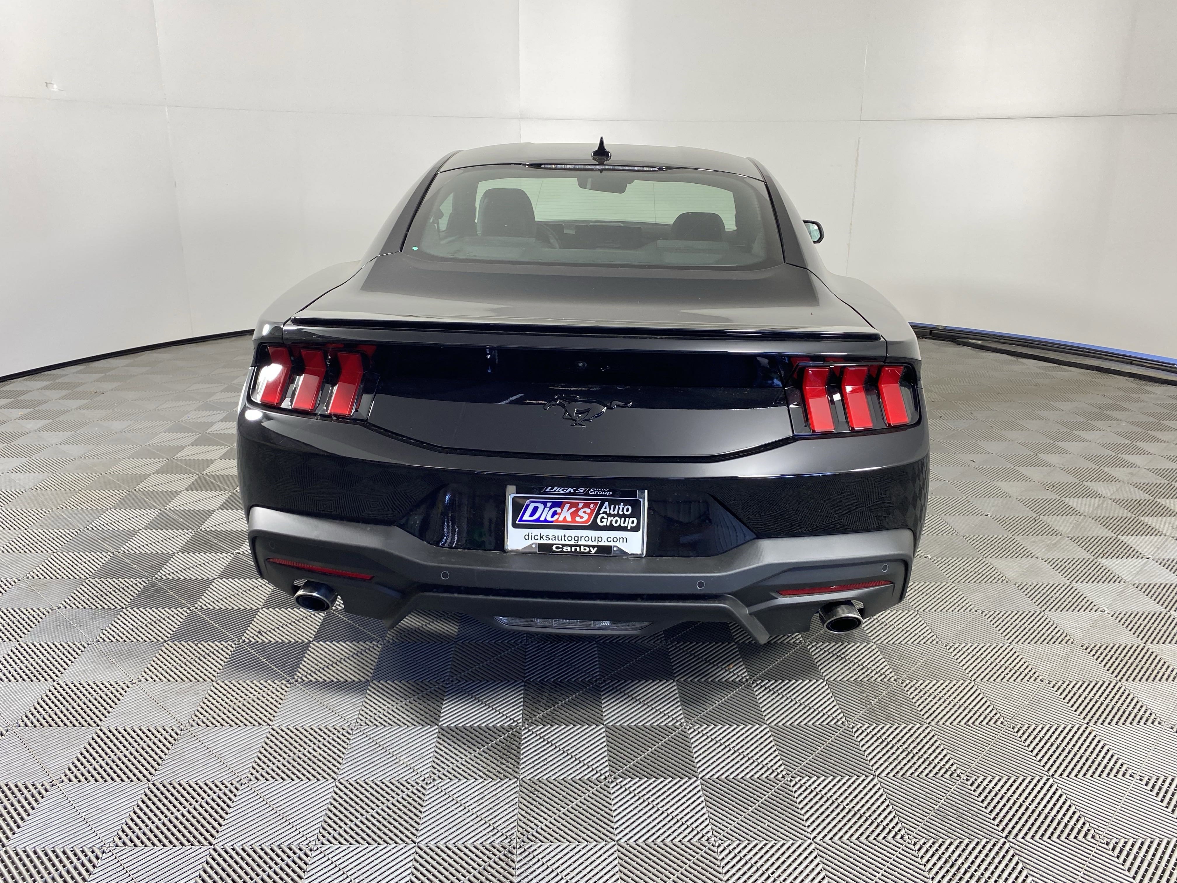 New 2025 Ford Mustang Coupe image 4