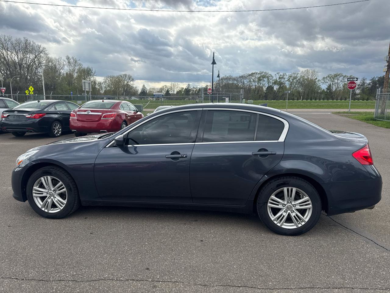 Used 2012 INFINITI G37 x Sedan w/ Premium Pkg AWD/4WD image 8