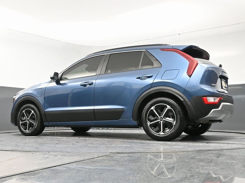 Used 2023 Kia Niro EX image 52