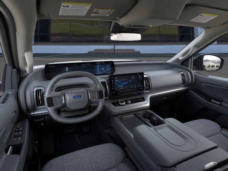 New 2026 Ford Expedition Active RWD image 9
