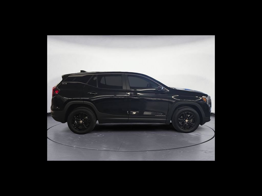 Used 2023 GMC Terrain SLE AWD/4WD image 7