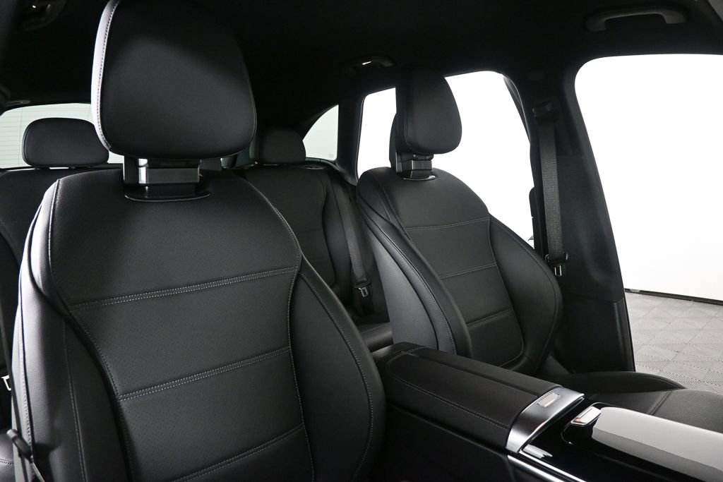 Certified 2025 Mercedes-Benz GLC 300 4MATIC image 20