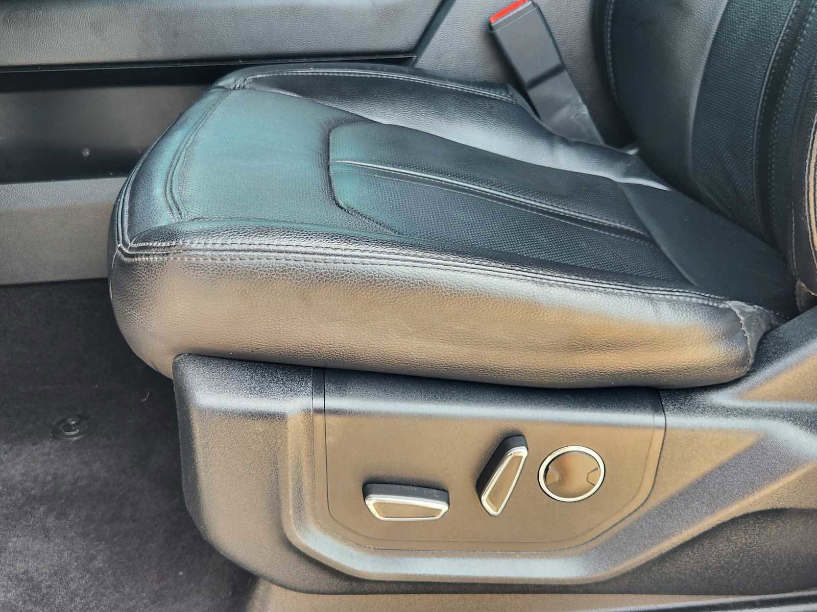 Used 2021 Ford Expedition Limited RWD image 23